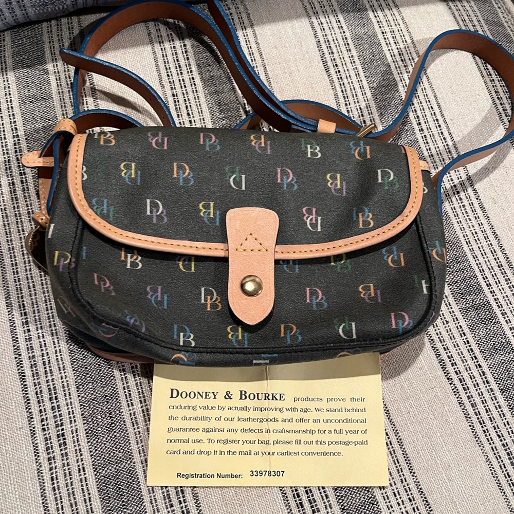 Dooney & Bourke